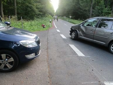 POL-PPWP: Kradfahrer und Sozius bei Verkehrsunfall schwer verletzt