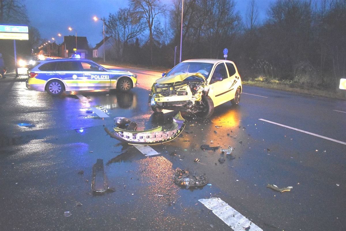 POL-MG: Verkehrsunfall mit einer leichtverletzten Person