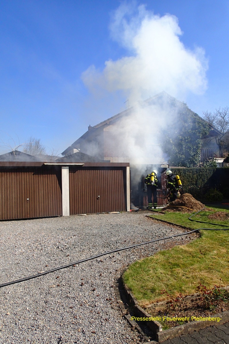 FW-PL: Schuppenbrand in Plettenberg Ohle