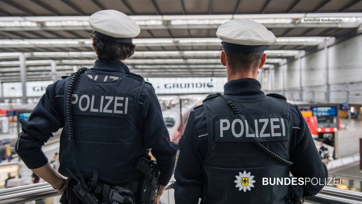 Bundespolizeidirektion München: Wüste Familienangelegenheit
Sohn schlägt Vater krankenhausreif