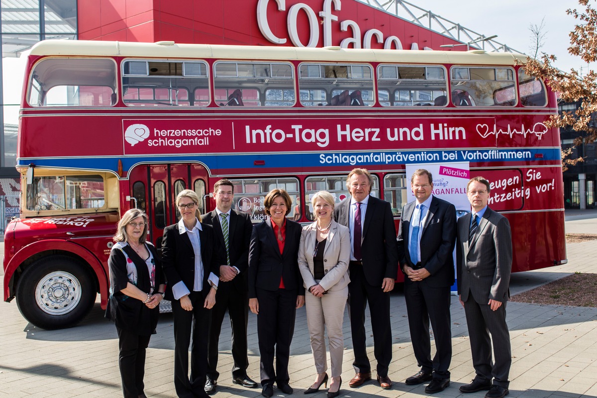 Boehringer Ingelheim gegen den Schlag: Infobus von &quot;Herzenssache Schlaganfall&quot; tourt durch Deutschland (FOTO)