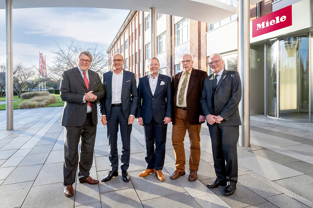 Miele übernimmt den Tübinger Hygienespezialisten SMP / Unternehmen ist auf Dienstleistungen für die Medizintechnik spezialisiert