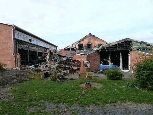 POL-CUX: Kindergarten-Brand in Berne: Polizei vermutet Brandstiftung Versicherer setzt hohe Belohnung aus