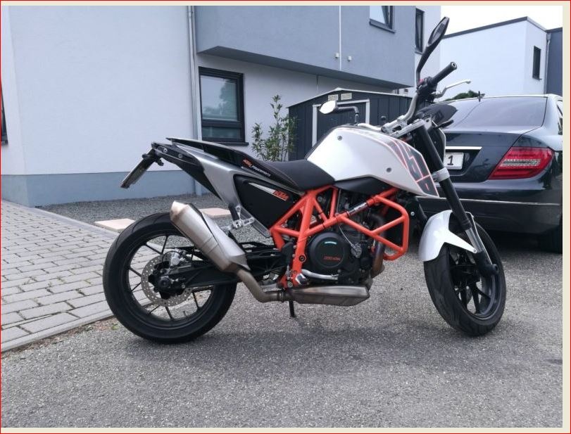 POL-PDNW: KTM Duke in Neustadt entwendet