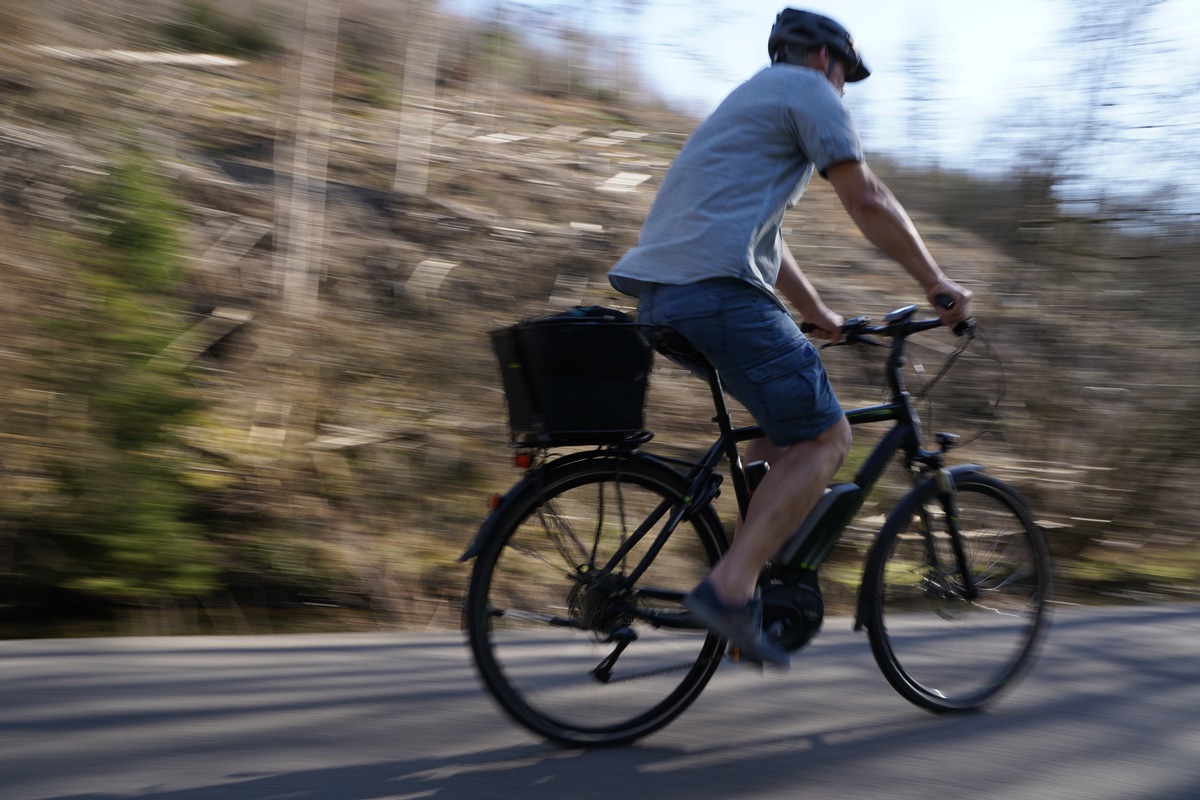 POL-GM: Neues Kursangebot von VHS Oberberg, Kreispolizeibehörde und ADFC für einen sicheren Umgang mit dem eigenen Pedelec (&quot;E-Bike&quot;)