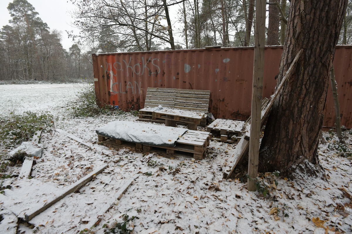 POL-RBK: Köln/Rheinisch-Bergischer Kreis - Spaziergänger finden Leiche im Königsforst - Mordkommission sucht weitere Zeugen