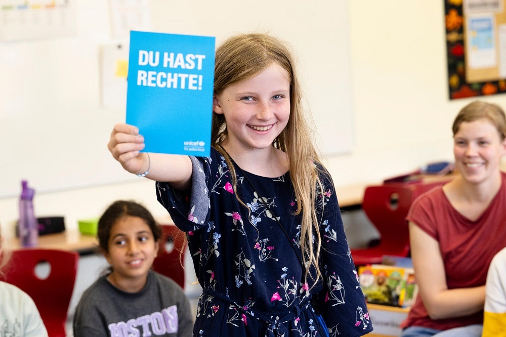 Gemeinsam für Kinderrechte: ARAG und UNICEF starten Partnerschaft