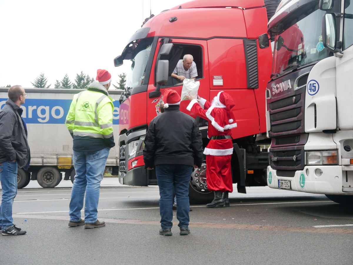 POL-WL: Fernfahrerstammtisch überrascht Lkw-Fahrer