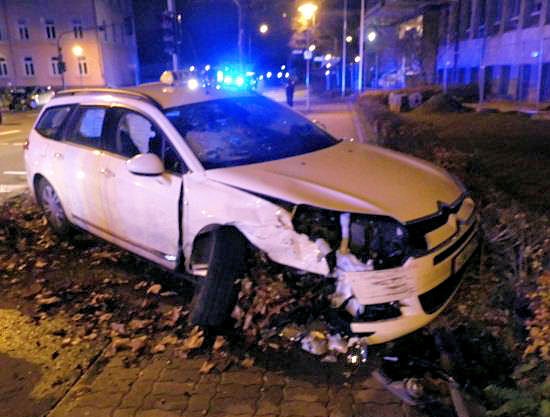 POL-PPWP: Kaiserslautern: Unter Alkoholeinfluss Unfall gebaut