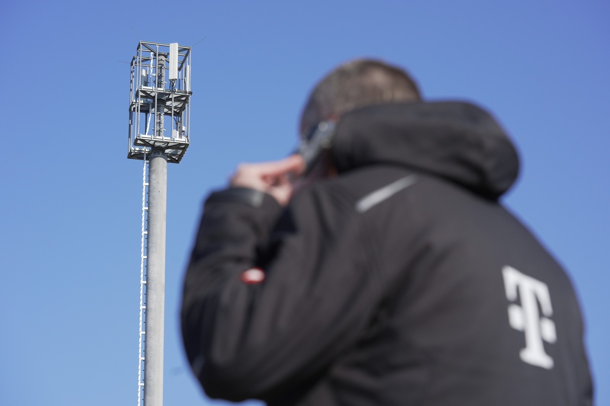 Telekom nimmt 100. Mobilfunkstandort im Landkreis Regensburg in Betrieb