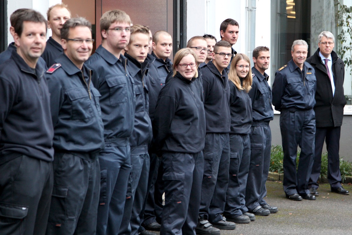 FW-E: Halbzeit bei der &quot;Feuerwehr-Tour&quot;, Essens Feuerwehr-Dezernent besucht alle Freiwilligen Feuerwehren