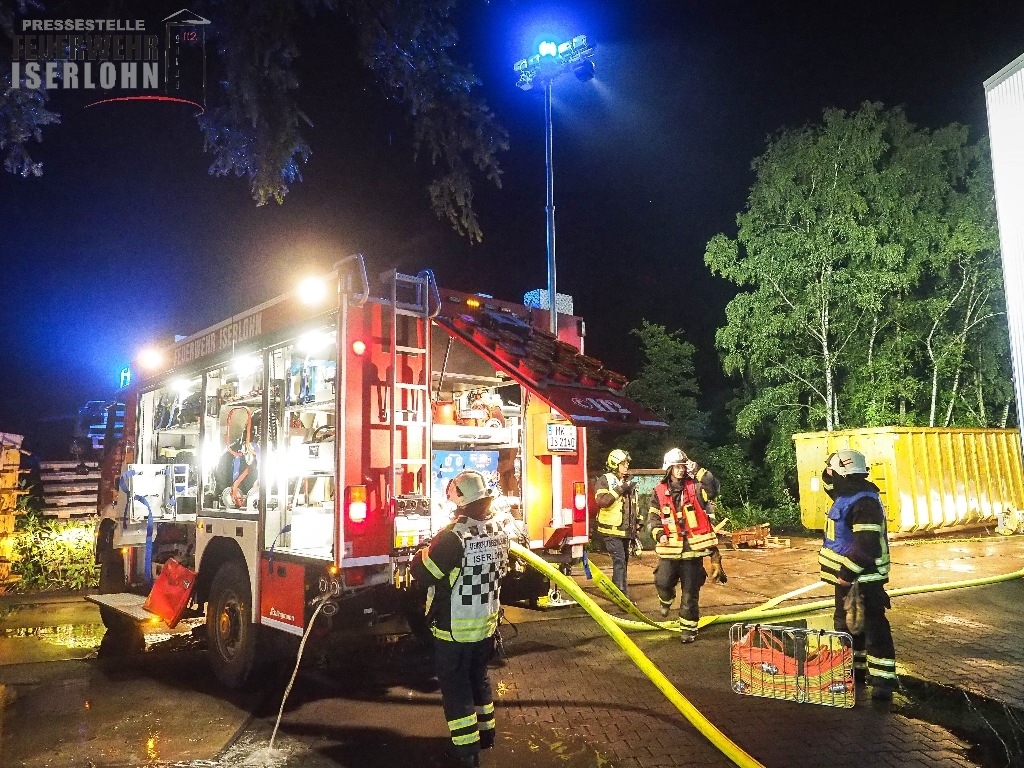 FW-MK: Brand einer Absauganlage