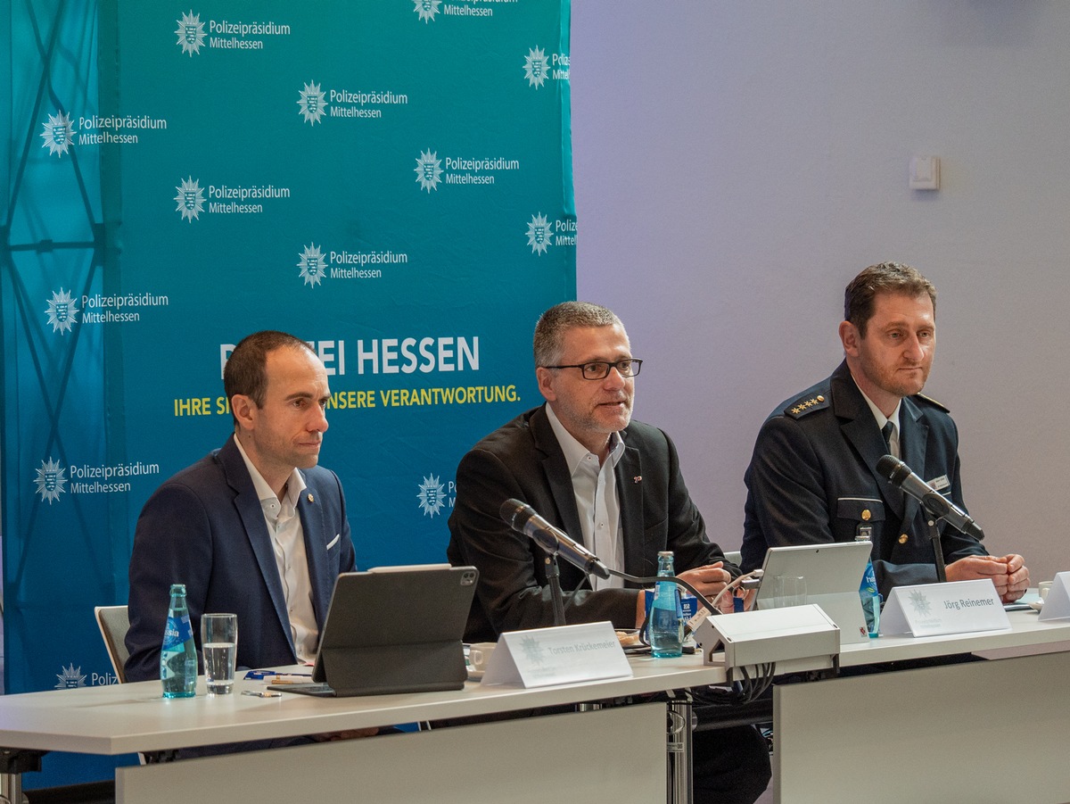 POL-GI: Polizeiliche Kriminalstatistik für Mittelhessen vorgestellt+++Mehr Gewalt gegen Einsatzkräfte+++Deutliche Zunahme von Straftaten im öffentlichen raum+++Schwerpunkt &quot;Sichere Innenstädte&quot;