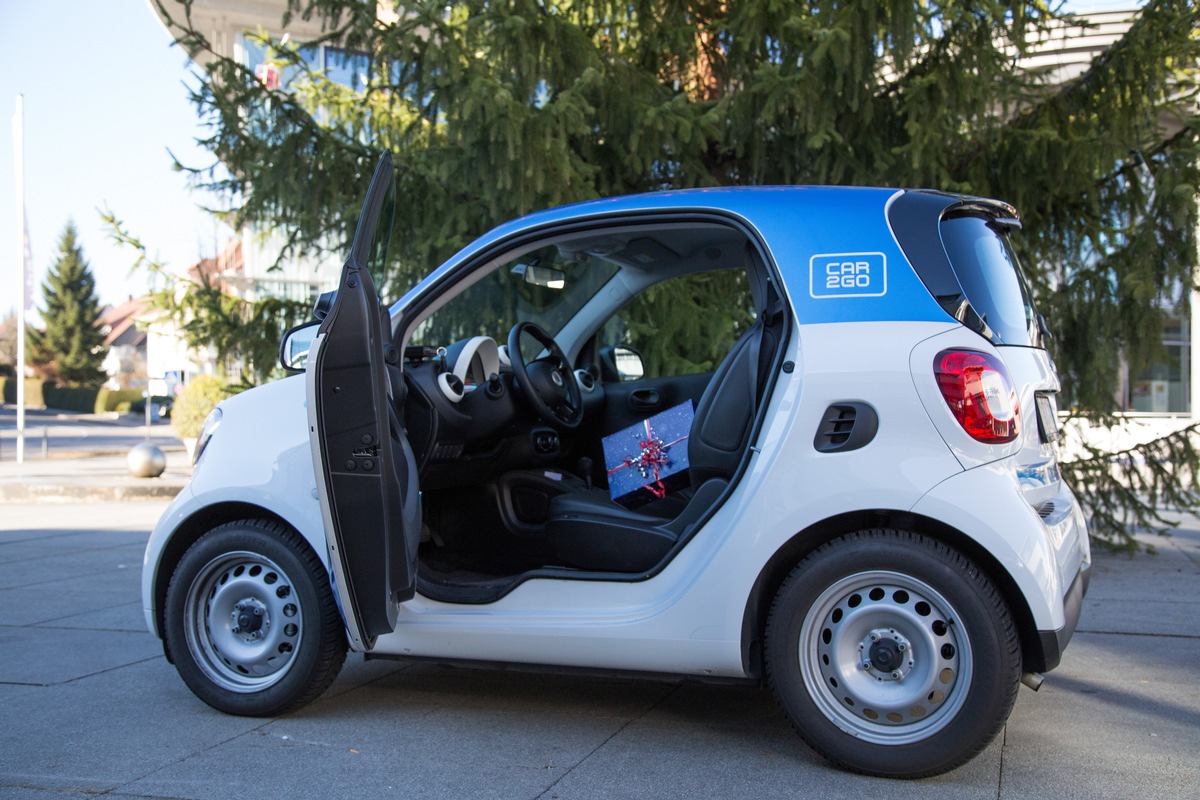 car2go ruft zwei Millionen Kunden zur Weihnachts-Aktion #ShareKindness auf