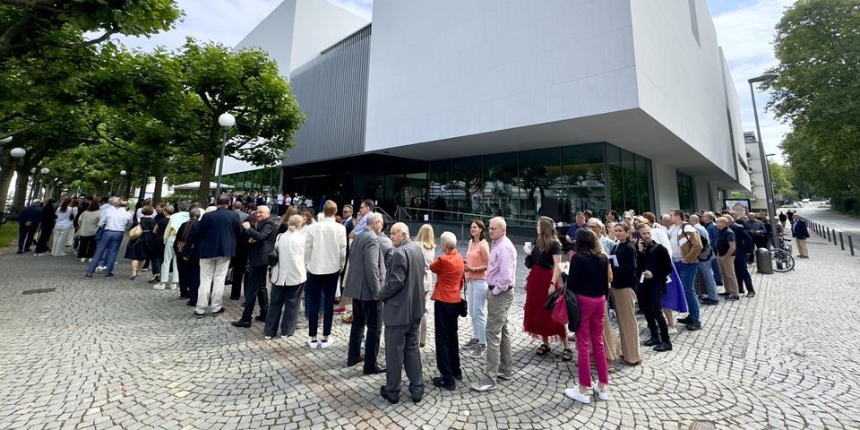 Publikumsmagnet Museum Reinhard Ernst - 20.000 Besucher:innen in vier Wochen