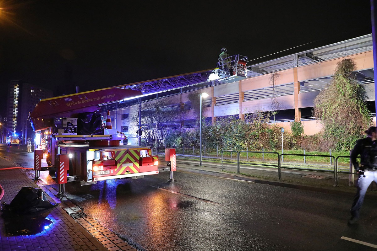 FW Dresden: Informationen zum Einsatzgeschehen von Feuerwehr und Rettungsdienst in der Landeshauptstadt Dresden vom 6. Dezember 2024