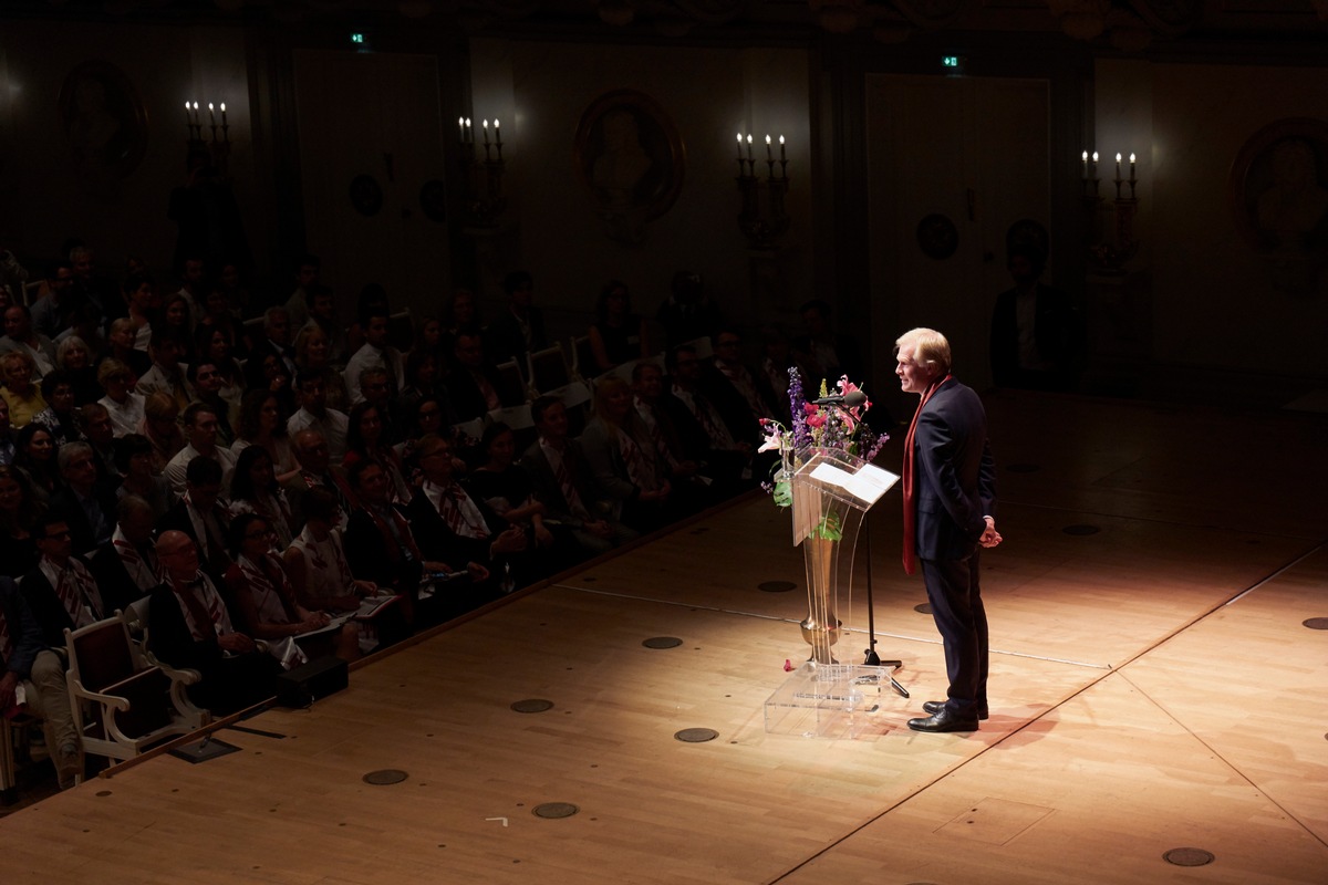 Die Hertie School trauert um ihren ehemaligen Präsidenten Henrik Enderlein