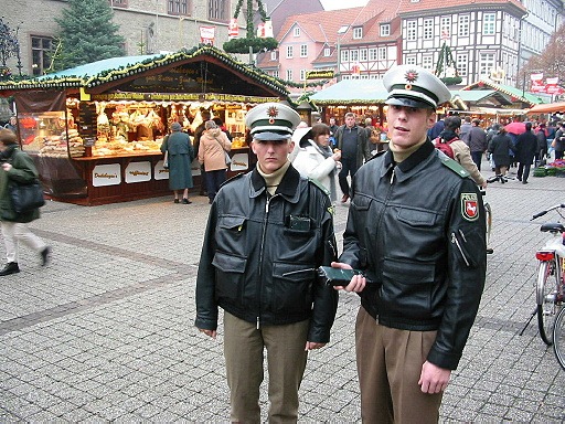 POL-GOE: (05) Weihnachtszeit: Polizei verstärkt Präsenz