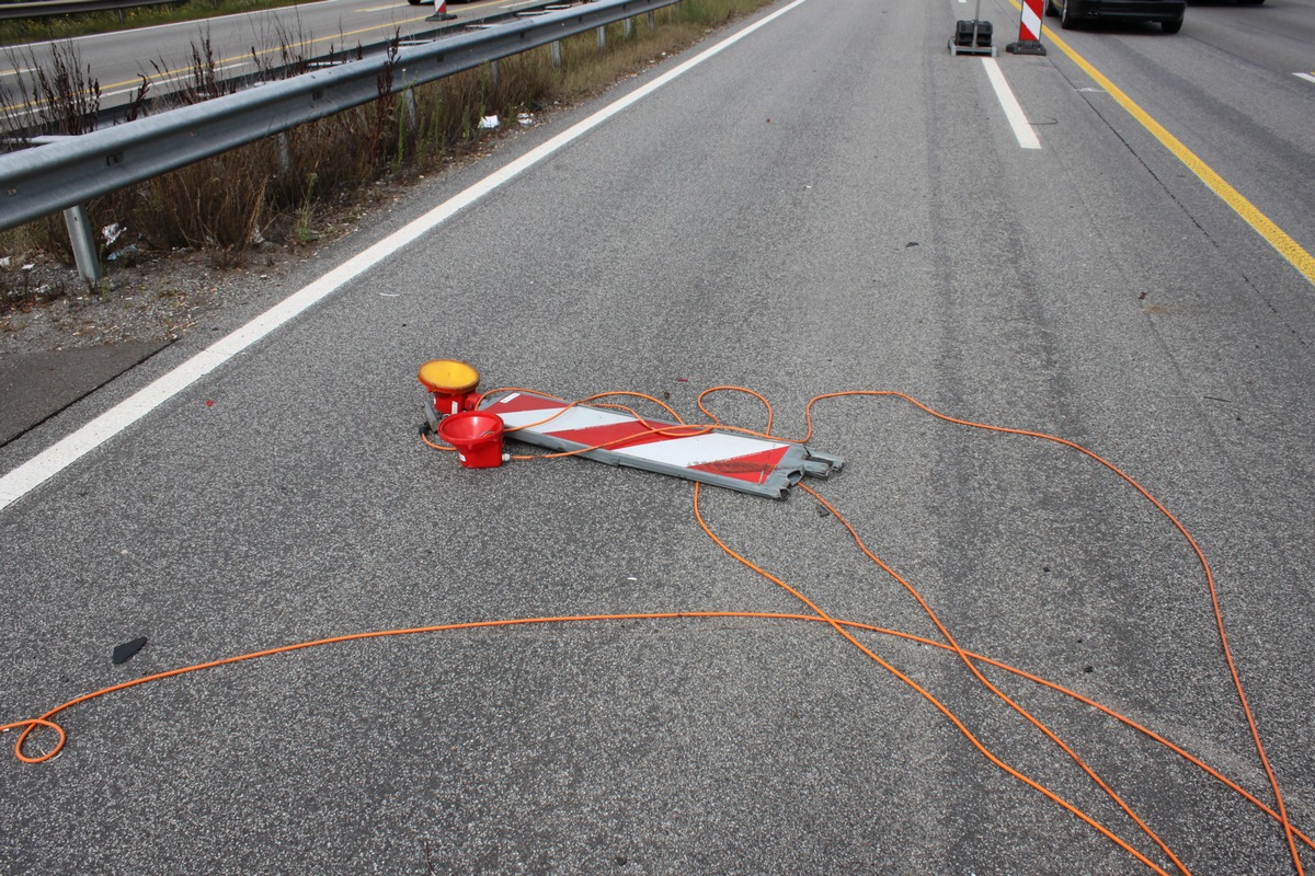 POL-PDKL: A6/Unfall im Baustellenbereich - Zeugen gesucht