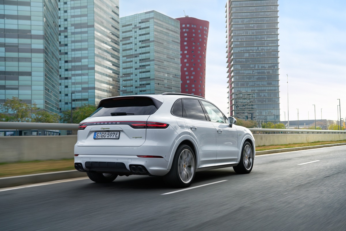 Neuer Cayenne jetzt auch als Plug-in-Hybrid