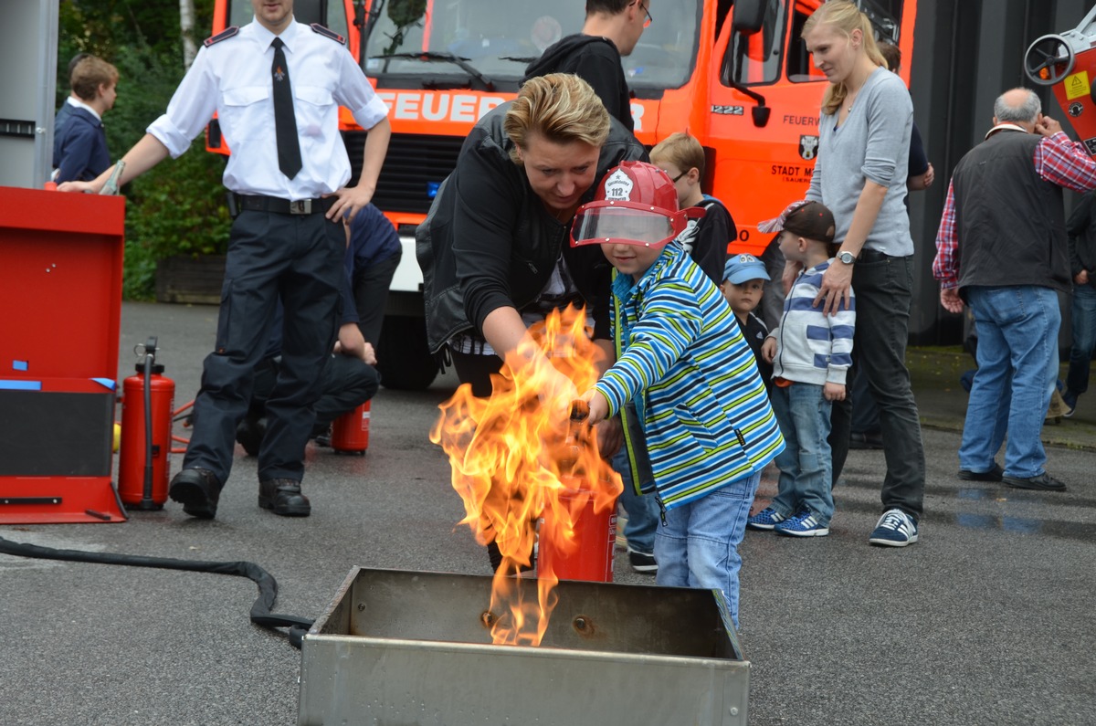 FW Menden: Feuerwehrfest Am Ziegelbrand