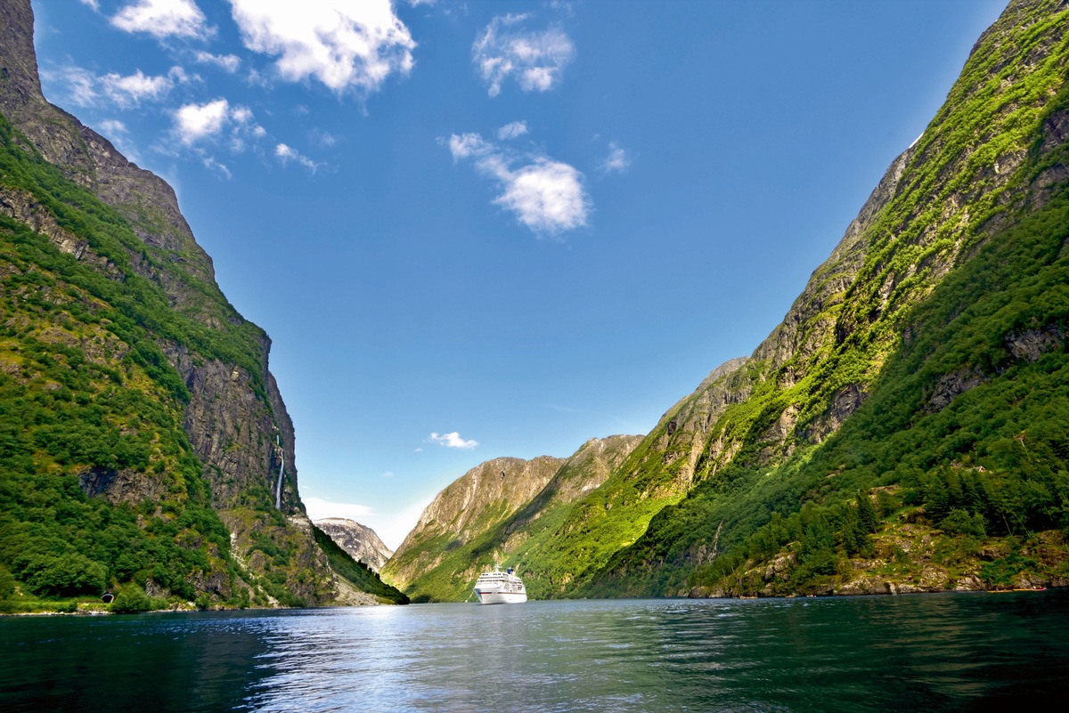 Nächste Etappe des Neustarts mit der EUROPA und HANSEATIC nature