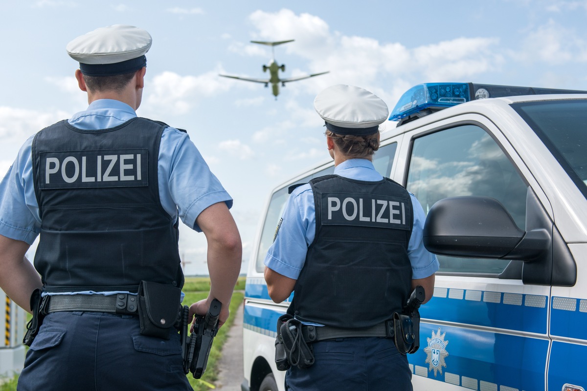 Bundespolizeidirektion München: Bundespolizei am Flughafen München hatte am Wochenende alle Hände voll zu tun