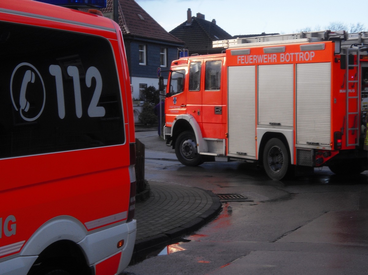 FW-BOT: Entstehungsbrand in Küche schnell gelöscht