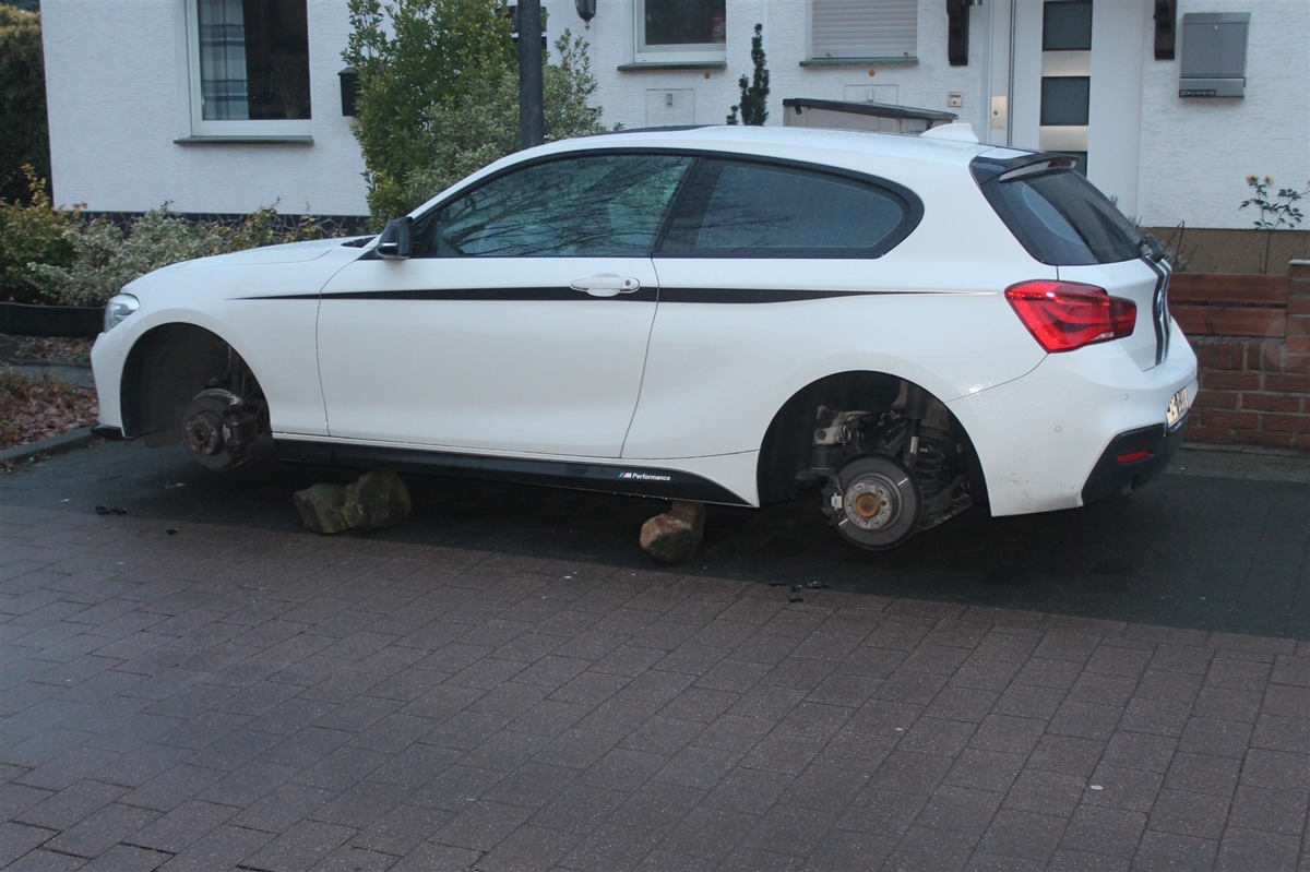 POL-HAM: Vier Winterreifen von einem BMW gestohlen