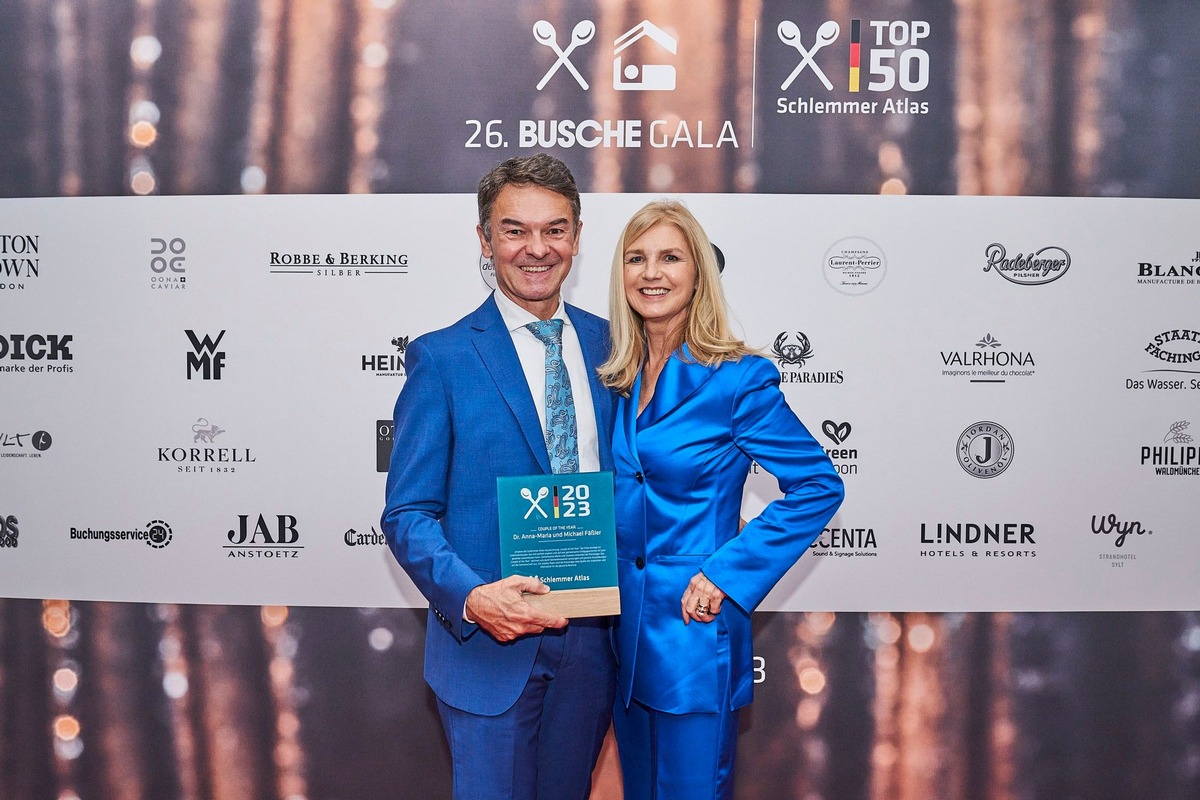 Sonnenalp Hoteliers-Unternehmerpaar erhält Branchen-Ehrenpreis «Couple of the year 2023»