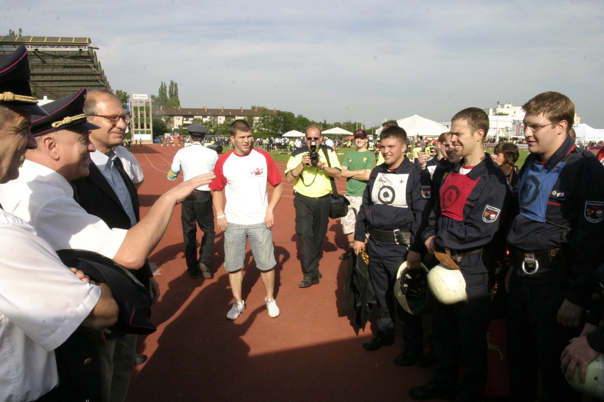 Doppelt belastet durch Organisation und Teamstart / Böblinger Feuerwehr zeigt tolle Leistungen bei Ausrichtung und Wettbewerb