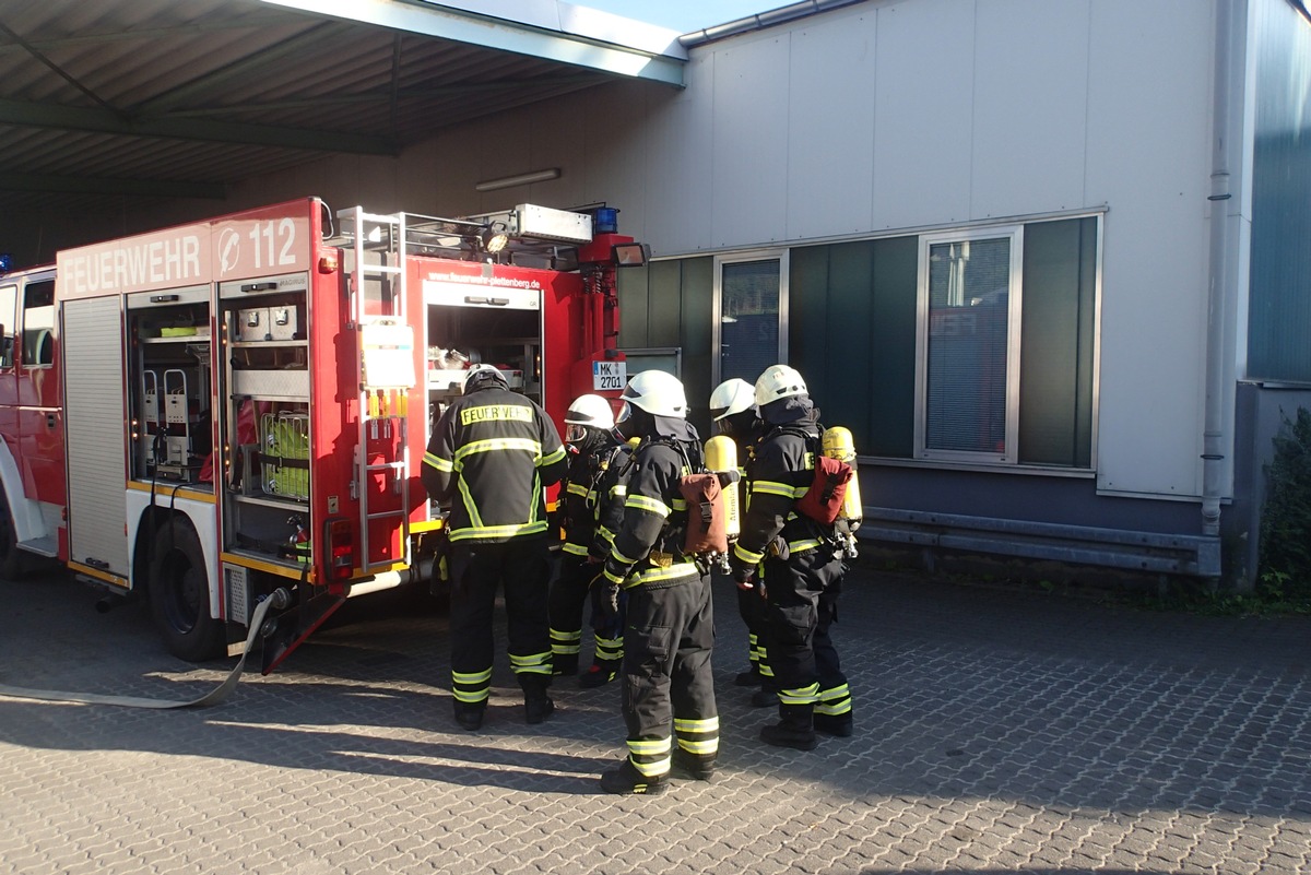 FW-PL: Brand einer Absauganlage in einem Industriebetrieb in Plettenberg- Oesterau