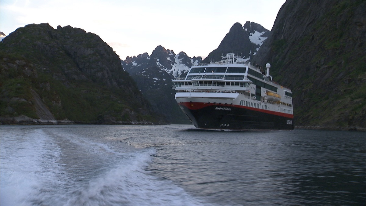 Sehnsuchtsreise nach Norden: &quot;ZDF.reportage&quot; begibt sich auf &quot;die Hurtigruten&quot; (FOTO)