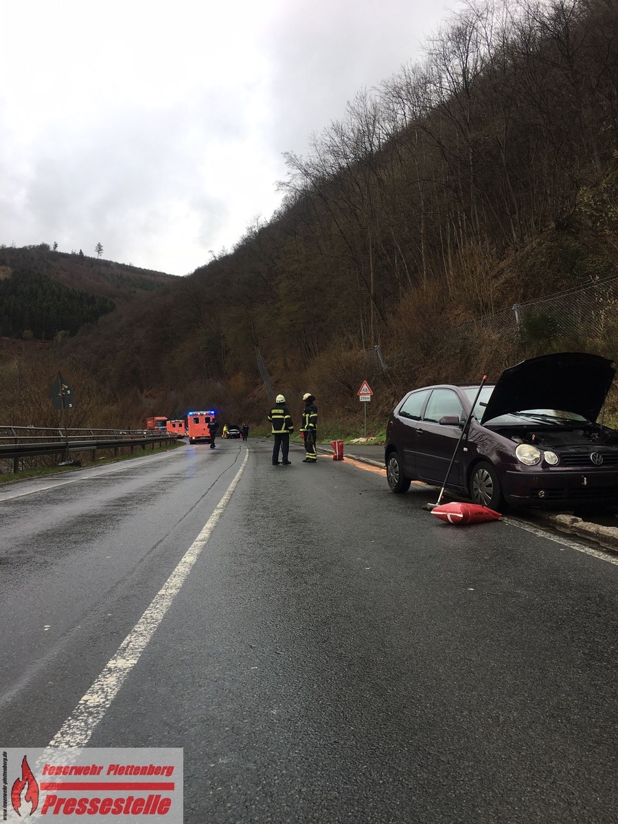 FW-PL: OT-Teindeln. Verkehrsunfall  mit zwei Verletzten auf der B236