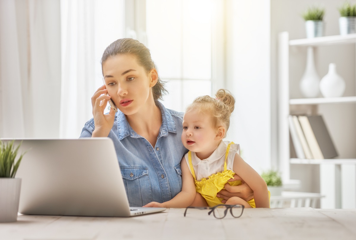 DEVK-Mitarbeiter spenden über 4.200 Arbeitsstunden für Kollegen mit Kindern