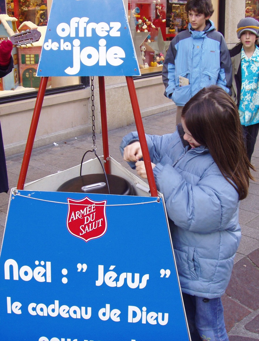 L&#039;Armée du Salut lance sa campagne de Noël: Soupe, solidarité et stabilité