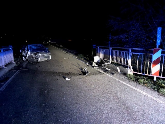 POL-PDLD: Unfall unter Alkoholeinfluss - 09.01.2021,22:00Uhr