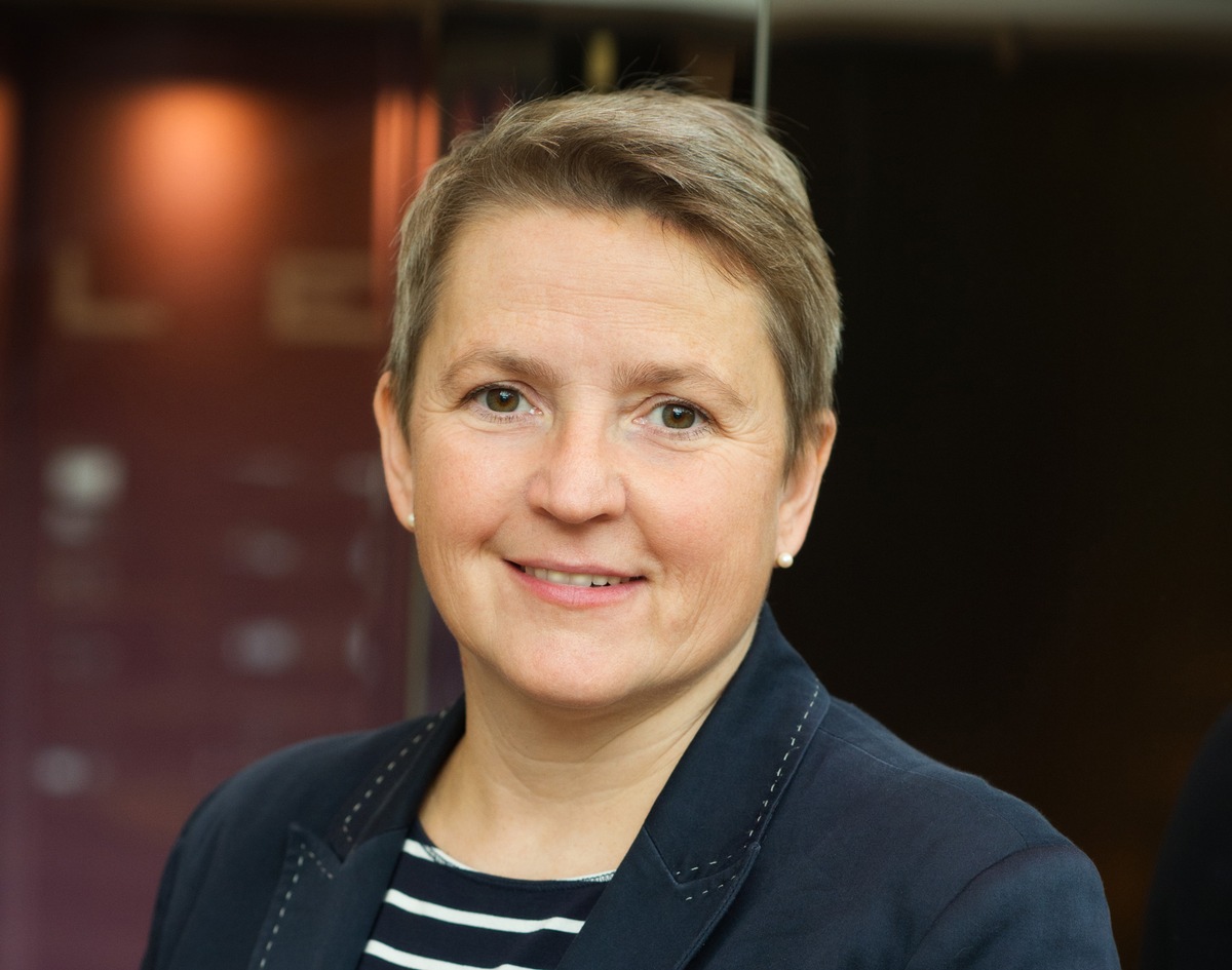 Claudia Repp, Corporate Real Estate Lead bei Accenture, moderiert Barcamp-Session auf der iafob-Jahrestagung am 26. November 2019