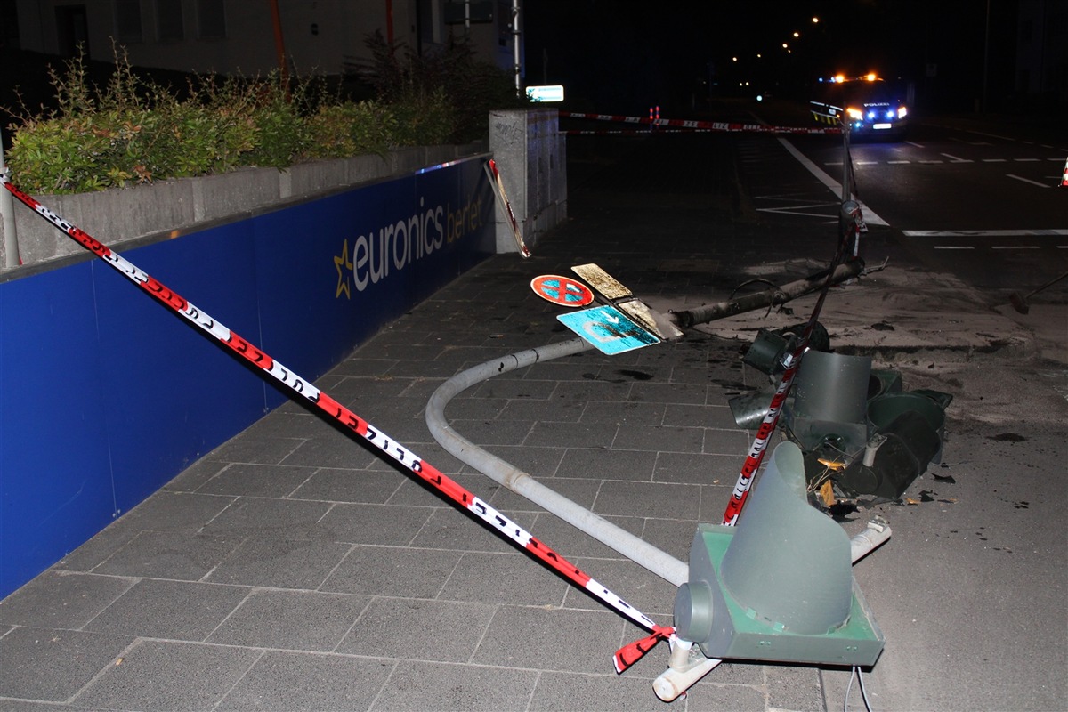 POL-HA: Ampel bei Trunkenheitsfahrt umgefahren - Fahrer leistet Widerstand