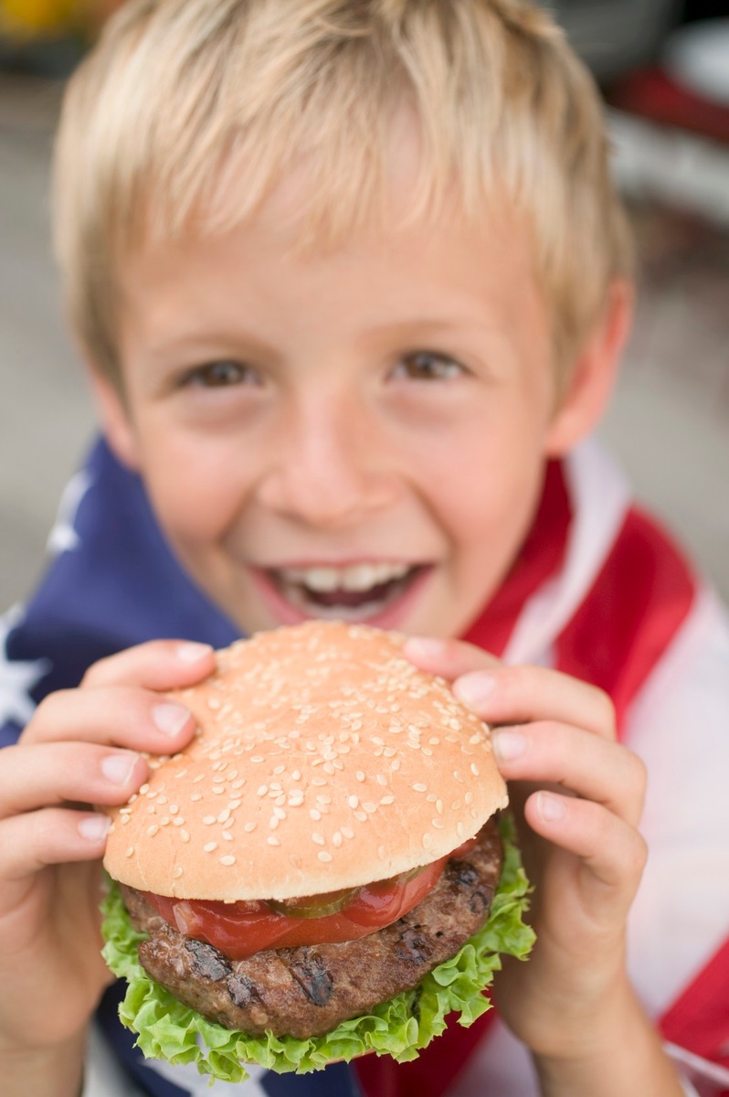 Ländergrillen / toom Baumarkt gibt Tipps für das etwas andere Grillfest (BILD)