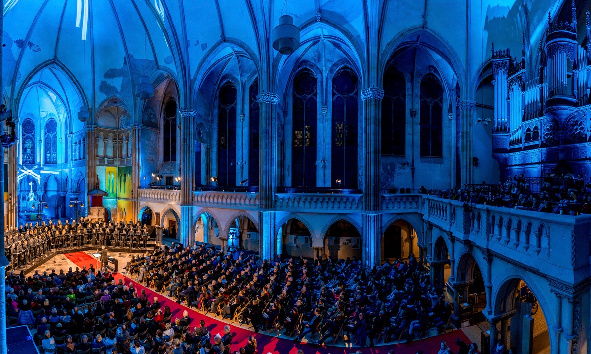 100 Jahre Mission Musik: MDR-Rundfunkchor startet Jubiläumsjahr mit James MacMillans Neuvertonung von Hildegard von Bingen