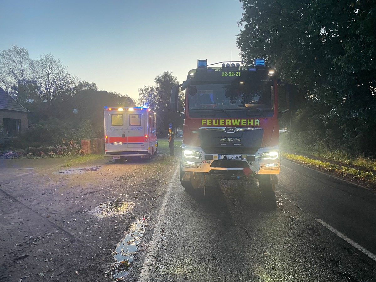 FW-ROW: Verkehrsunfall in Tiste