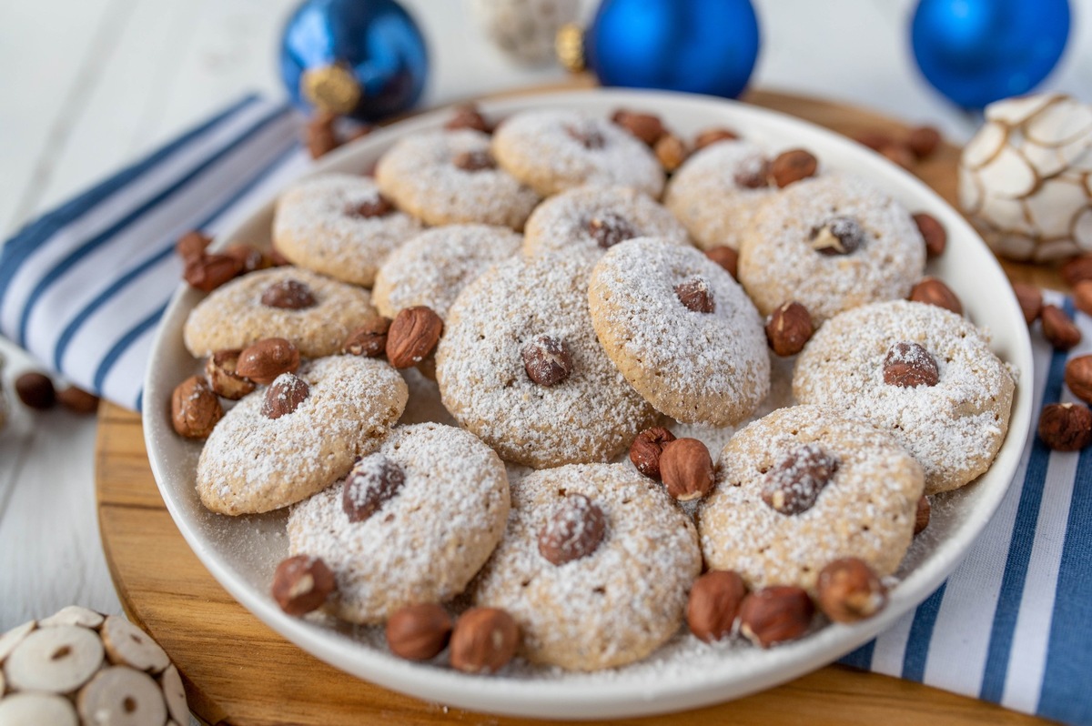 Pressedienst: Weihnachtszeit, Nussplätzchenzeit – darauf sollten Allergiker:innen achten