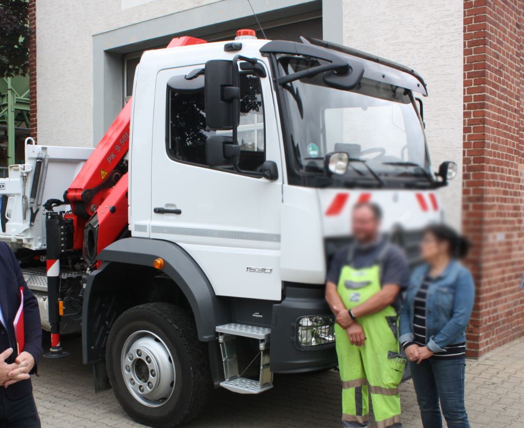 POL-HR: Gudensberg: Mercedes- Lkw vom Bauhof gestohlen