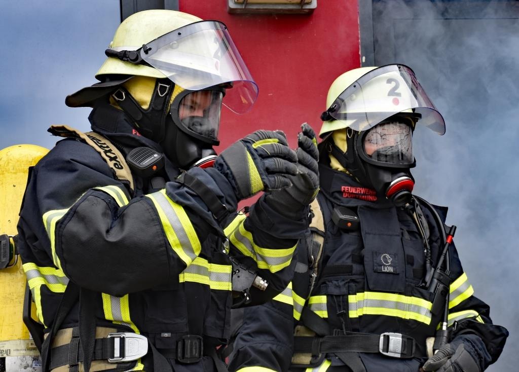 FW-DO: Vater und Sohn von der Feuerwehr gerettet