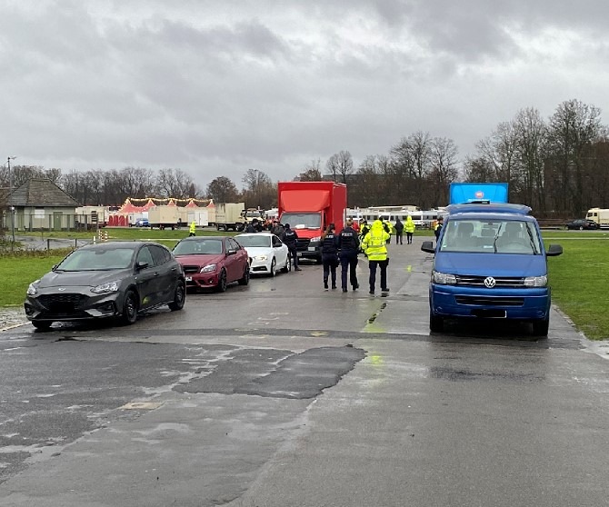 POL-NE: Schwerpunktkontrollen der Polizei