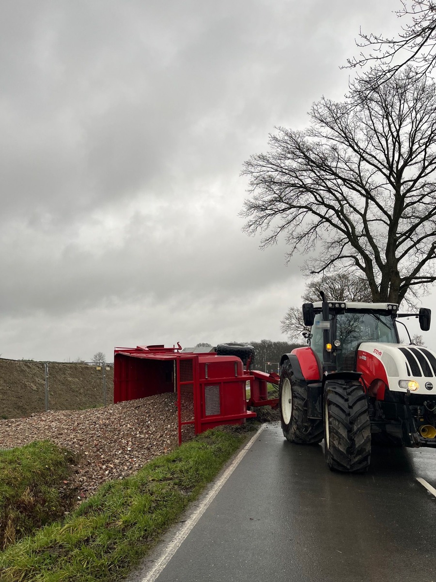 POL-COE: Dülmen, Buldern, L835/ Lkw-Fahrer gesucht