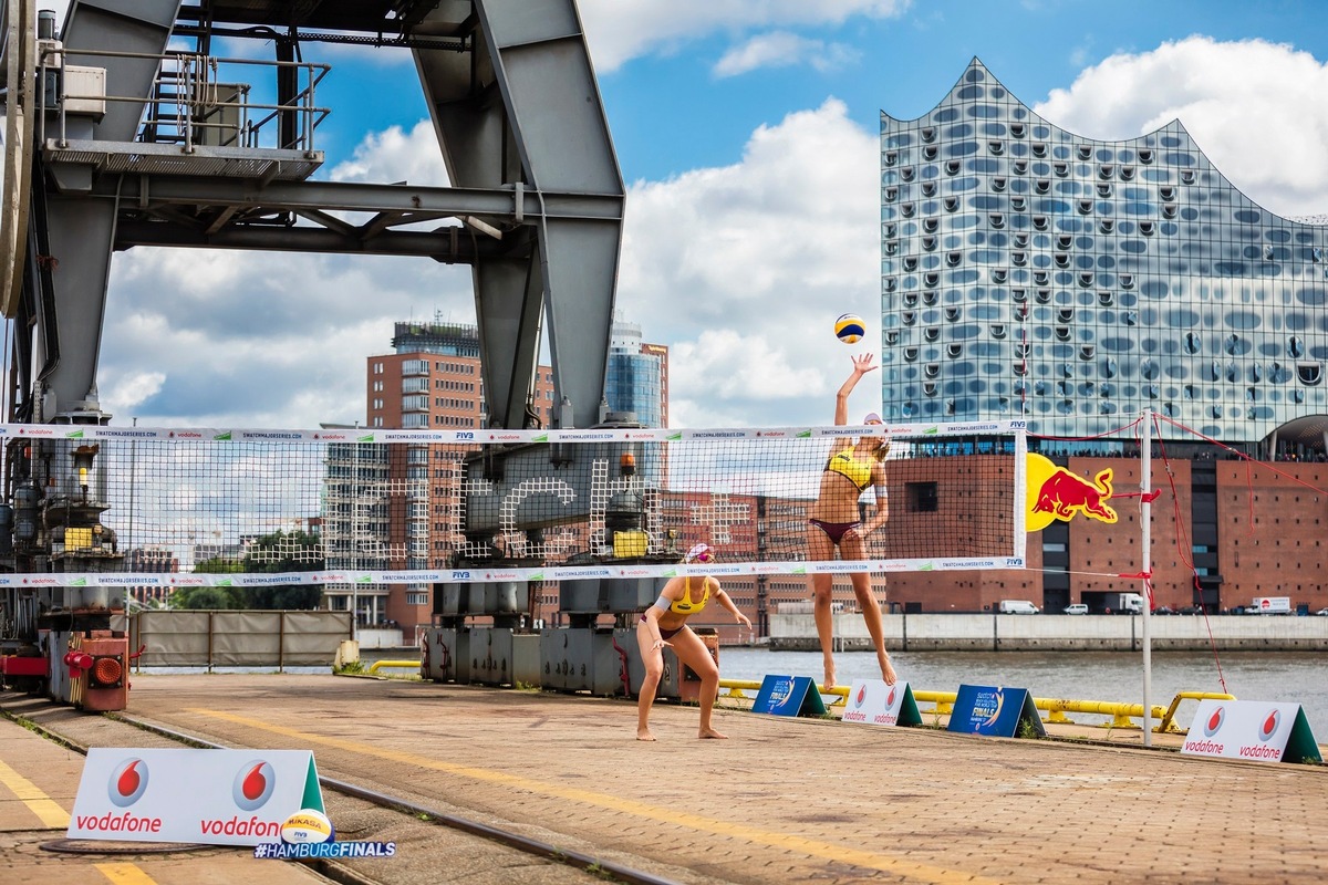 Aufschlag Vodafone: Freies WLAN und schneller Mobilfunk für die Swatch Beach Volleyball World Tour Finals in Hamburg  2017