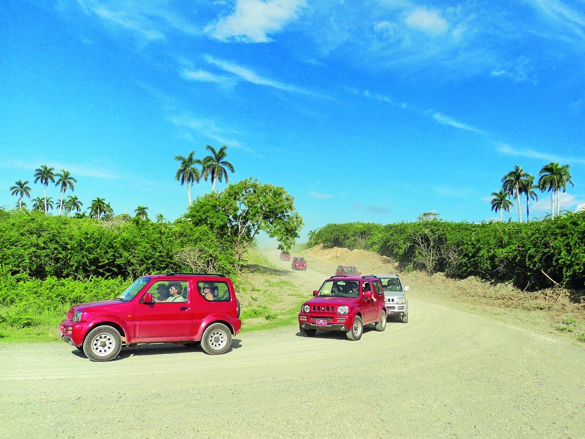 Neue Jeep Safari auf Kuba - alltours baut Angebot für Rundreisen in der Karibik weiter aus / Zwölf Rundreisen in Mexiko, Thailand, auf Sri Lanka, Kuba und Bali