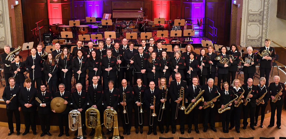 FW-Velbert: &quot;Eine musikalische Reise&quot; mit dem Musikzug der Feuerwehr Velbert